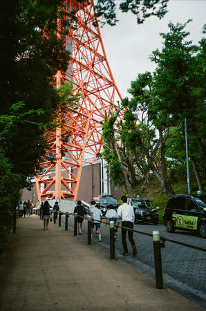 olympus µ[mju:]-iii 120 fujifilm 400 tokyo tower, tokyo, jpn